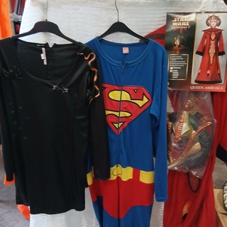 Ca. 77x Superhero, heksen Halloween